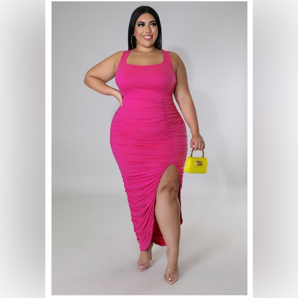 Plus size sleeveless Maxi dress